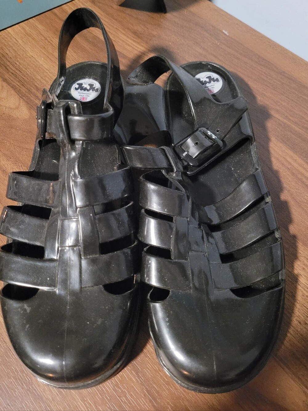 Juju Black Jelly Fisherman Sandals